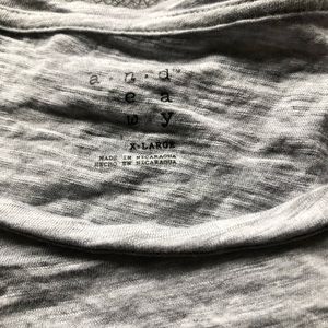 Gray T with rose gold dots